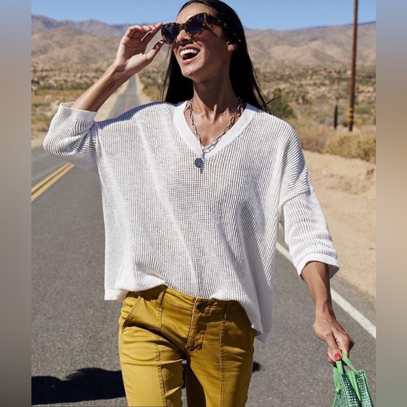 CAbi Breeze Pullover 5454, various sizes oversized soft Mesh Knit sweater - Picture 7 of 7